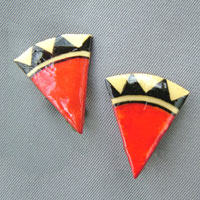 wedge shape lacquered paper clip on earrings in red, black and offwhite