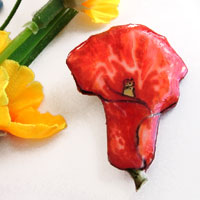 red calla lily pin